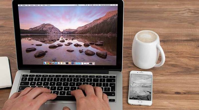 FCC chair accuses Verizon of throttling unlimited data to boost profits